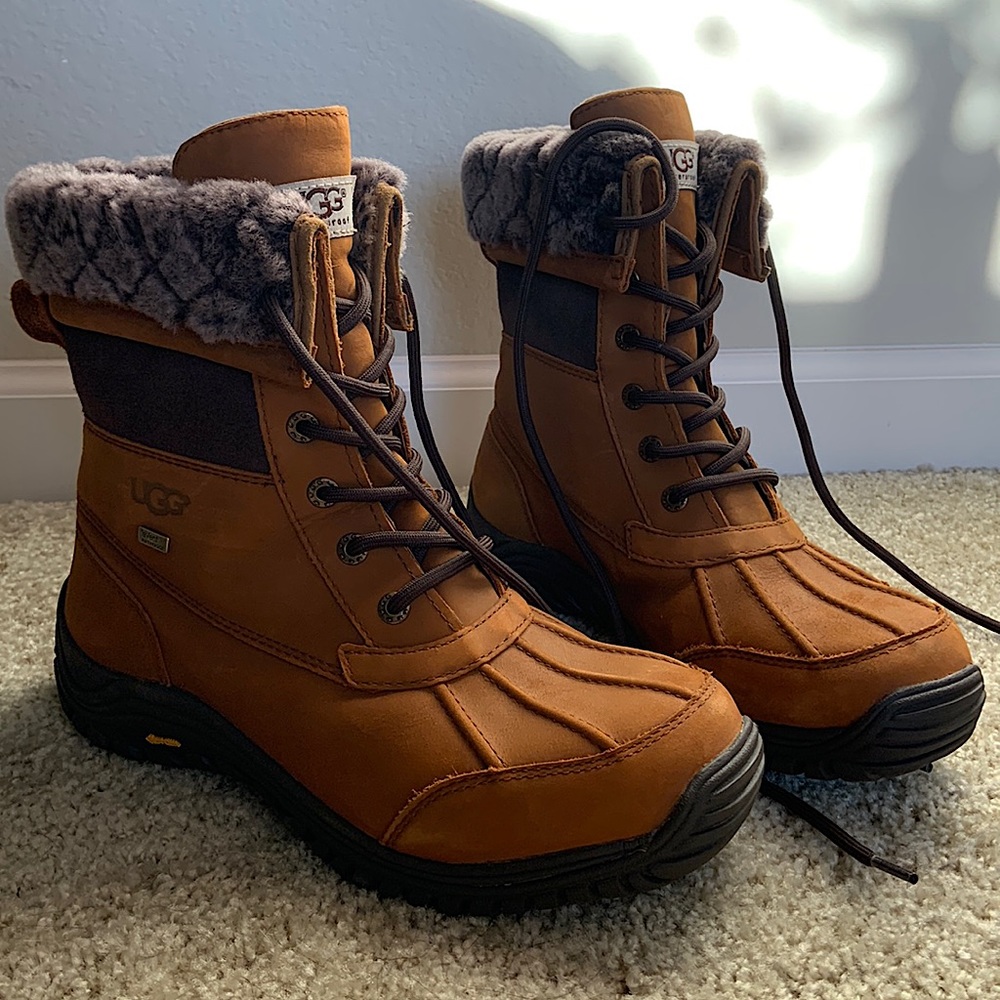 UGG Leather snow boots